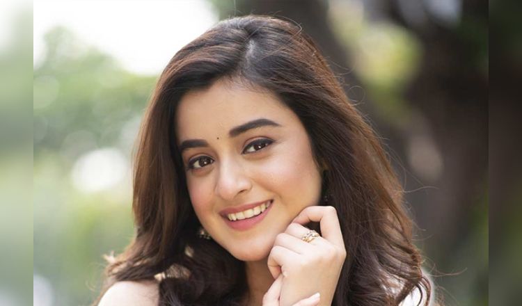 স্বামীর যে ভিডিও ফাঁস করলেন দর্শনা!